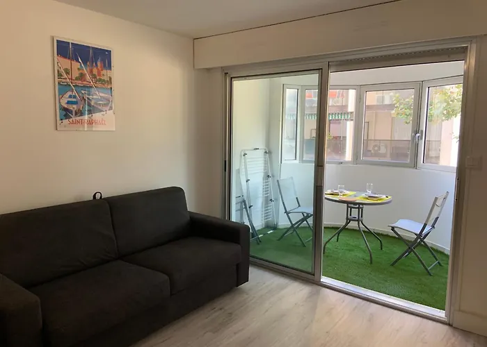 A Raphael - Centre Daire *